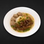 Kyaing Tone Meatball Noodle (Curry Broth)